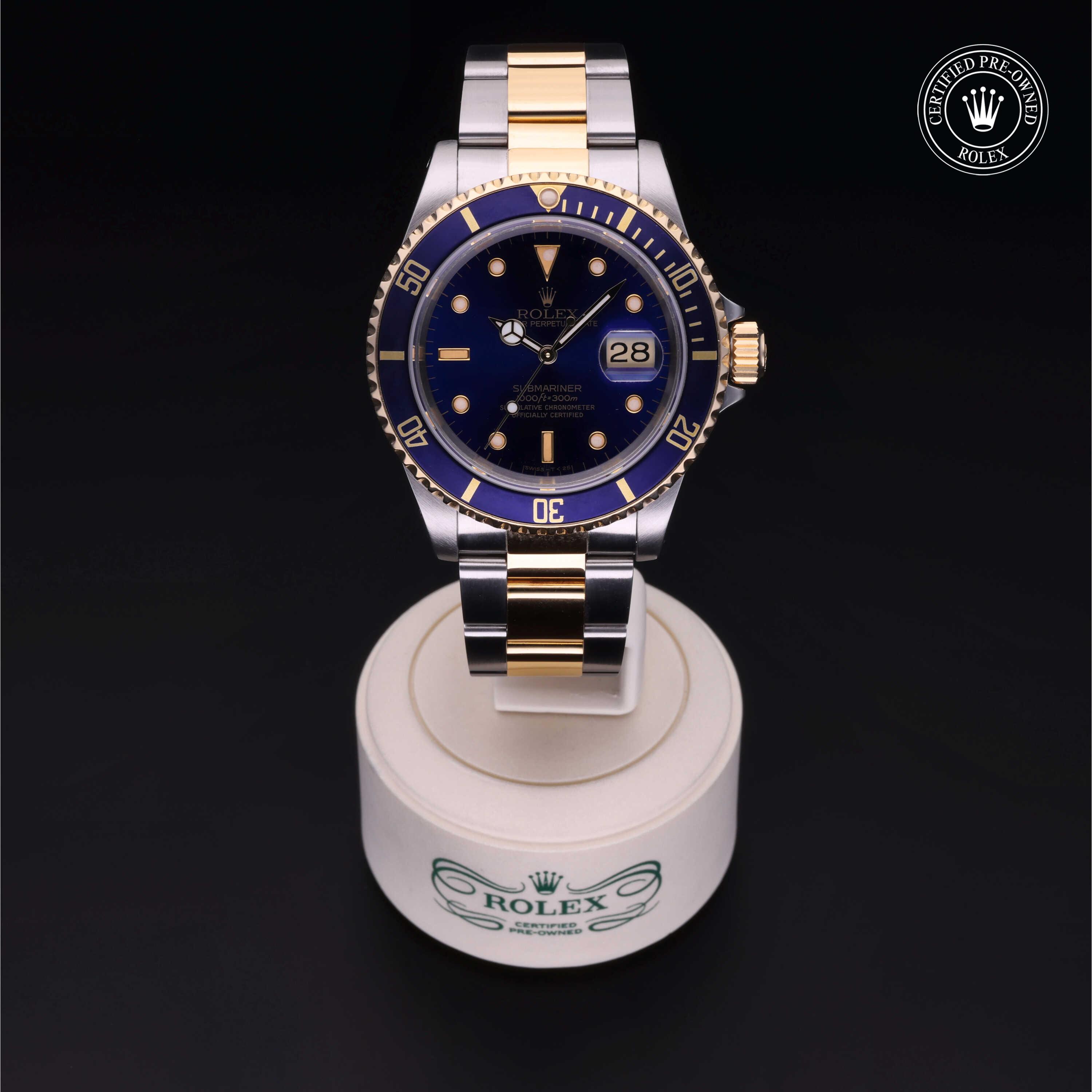 Oyster Perpetual Submariner Date