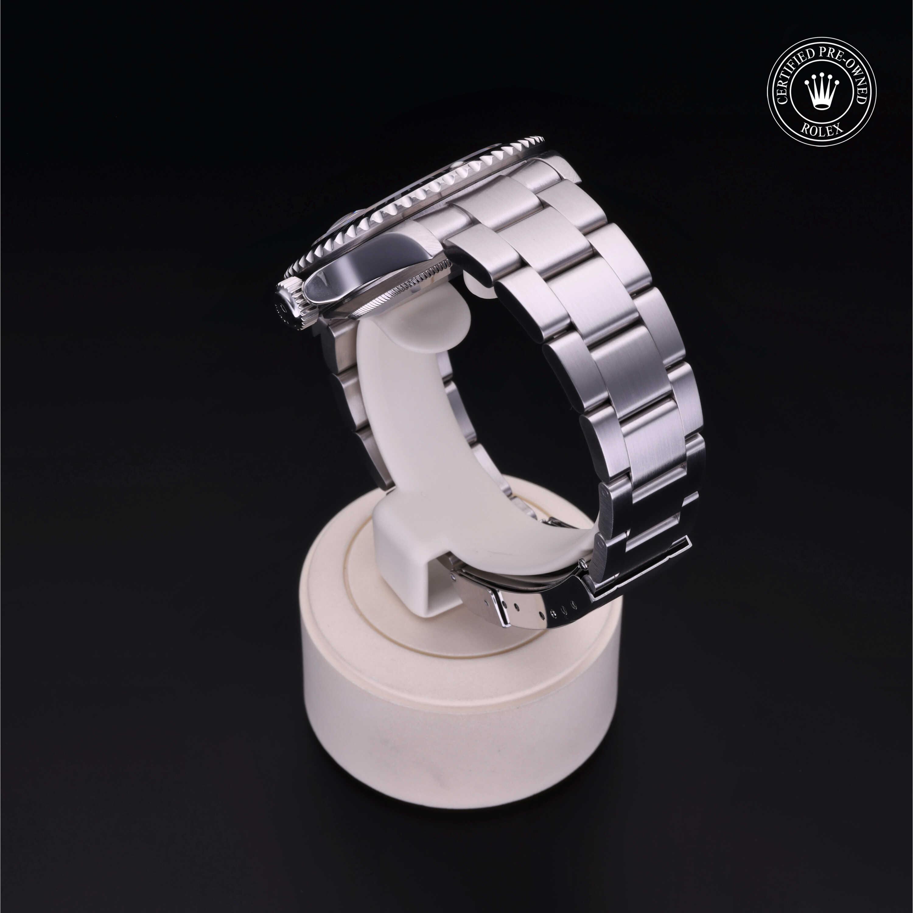 Oyster Perpetual Submariner Date