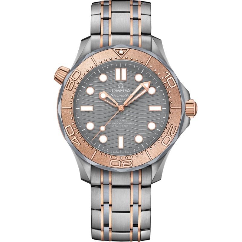 42 mm, Titanium - Tantalum - Sedna™ Gold On Titanium - Tantalum - Sedna™ Gold
