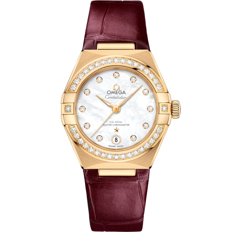 29 mm, Yellow Gold On Leather Strap