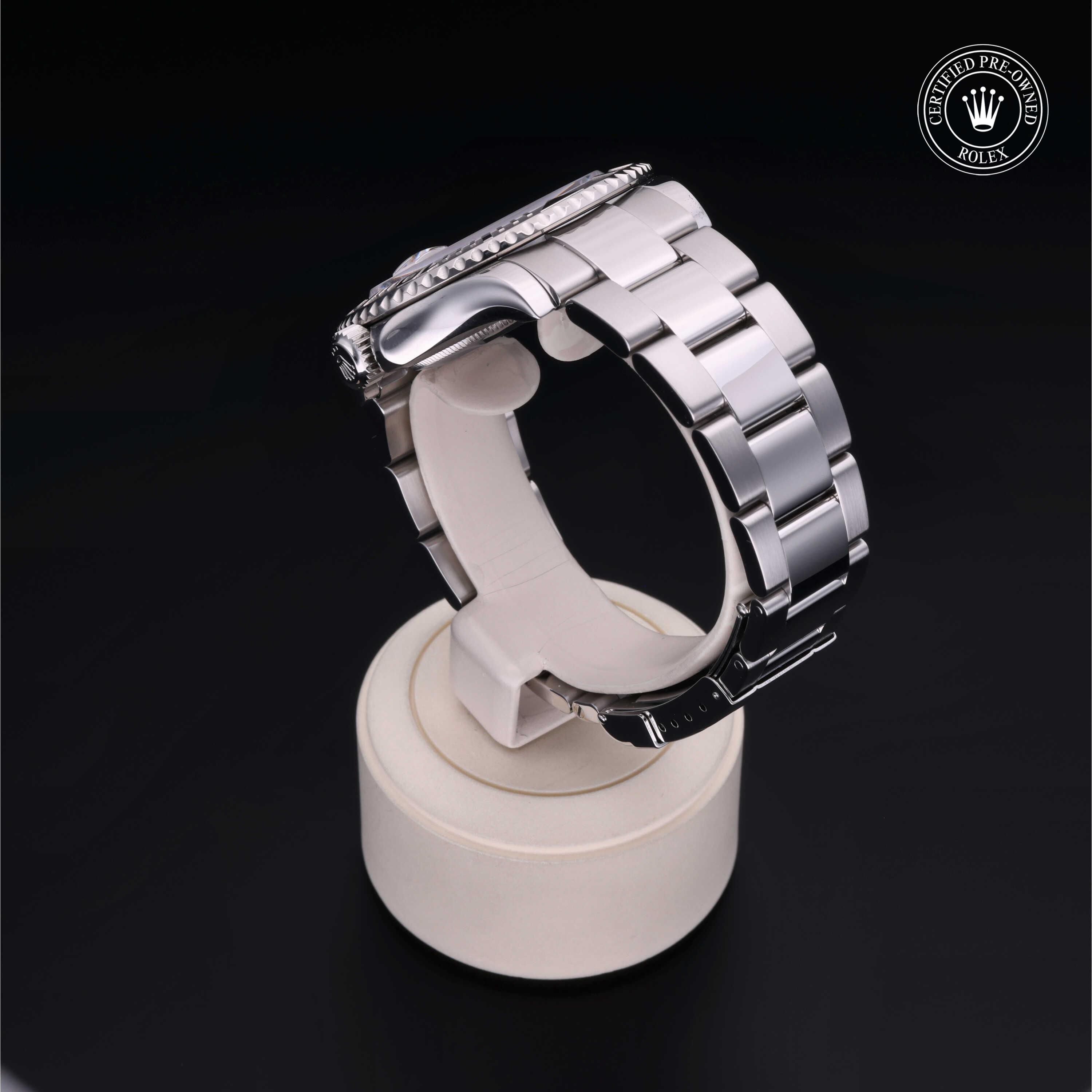 Oyster Perpetual Yacht-Master 40