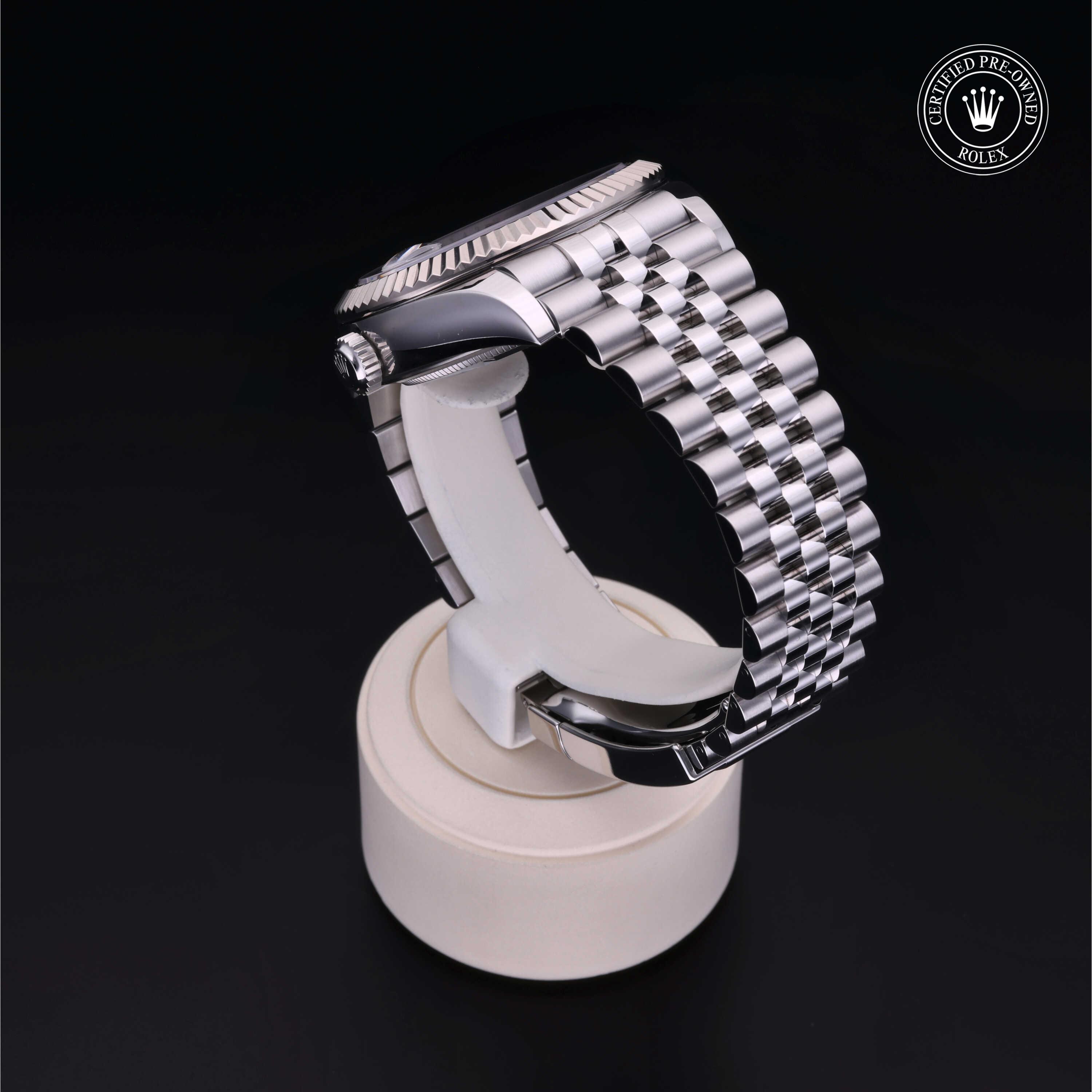 Oyster Perpetual Sky-Dweller