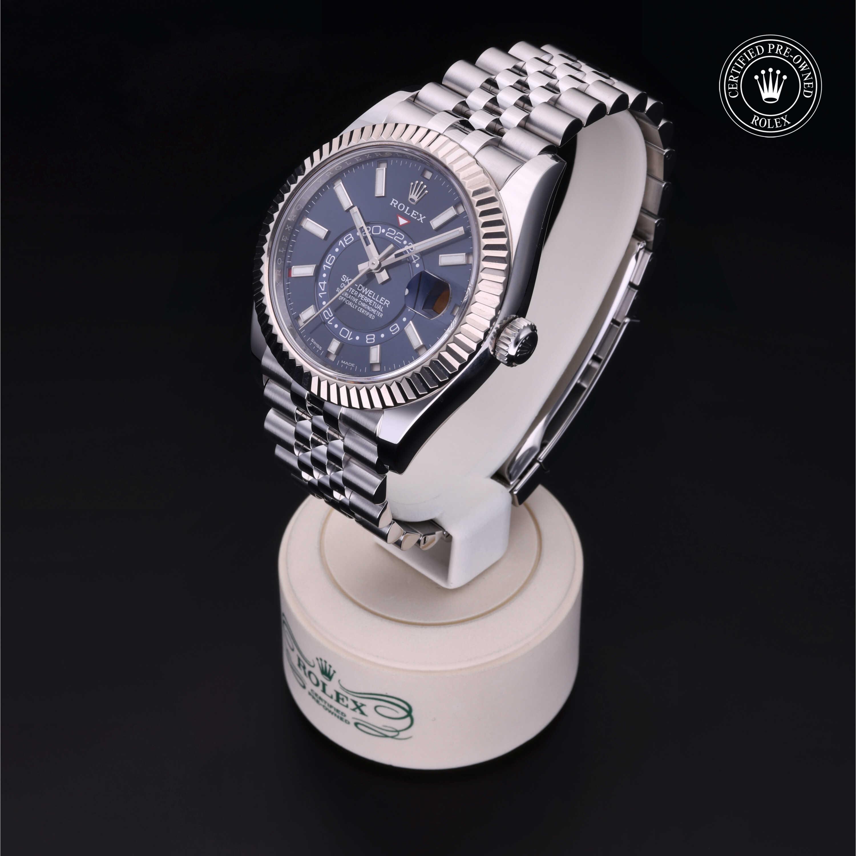 Oyster Perpetual Sky-Dweller