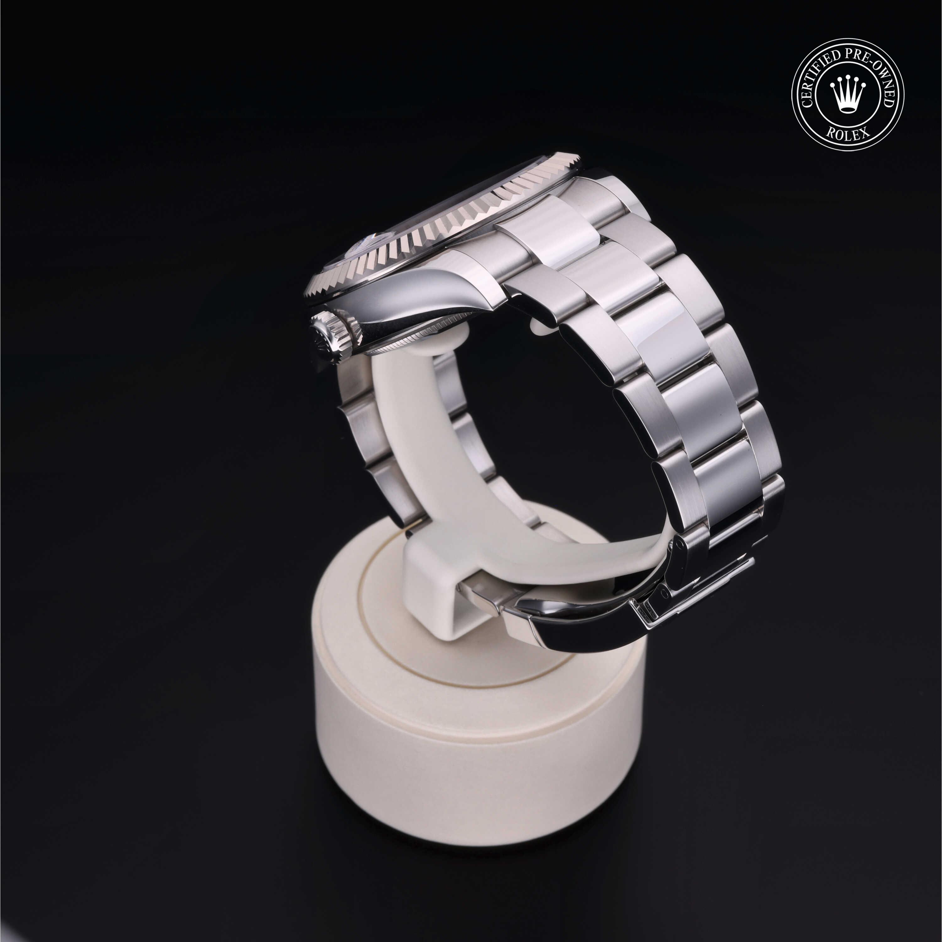 Oyster Perpetual Sky-Dweller