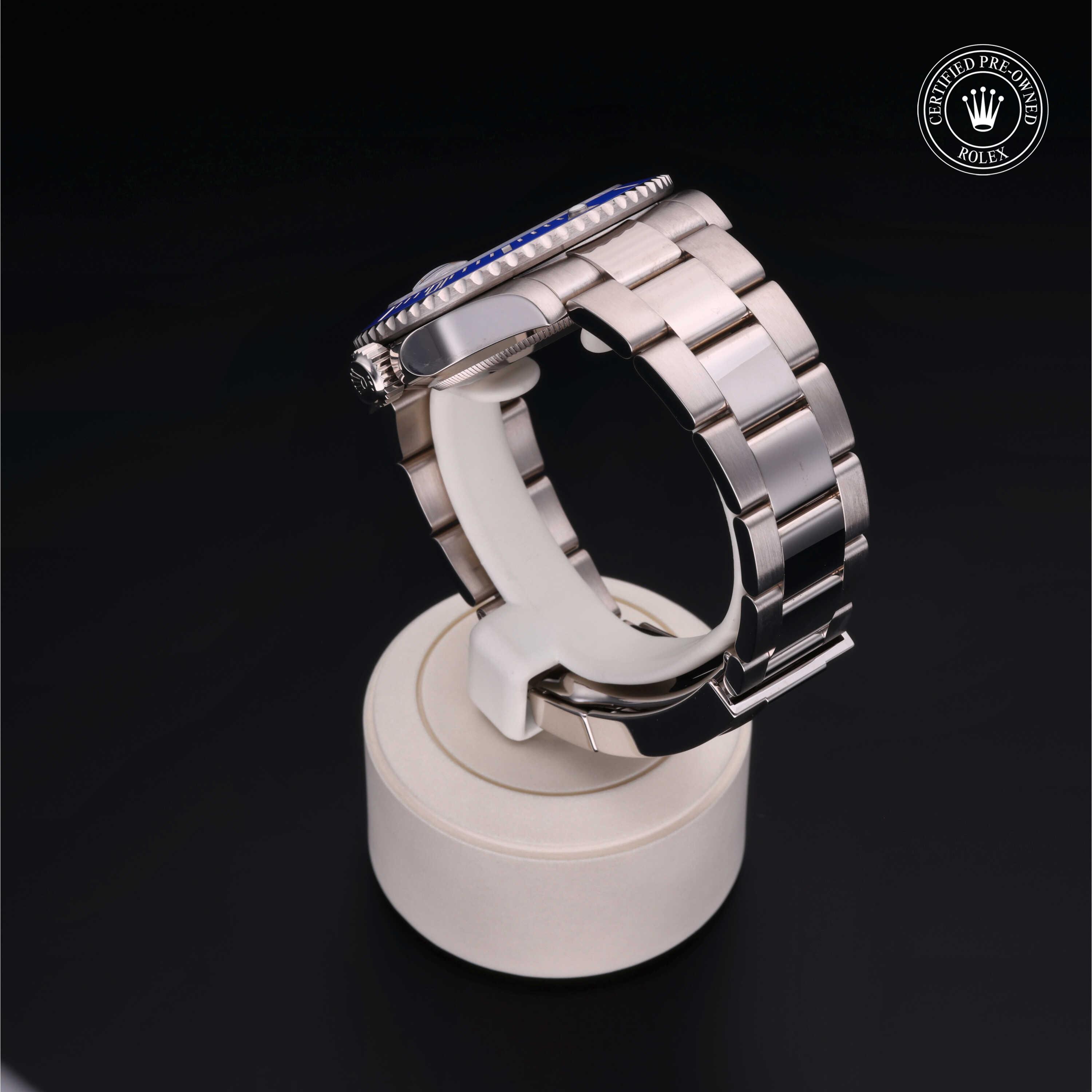 Oyster Perpetual Submariner Date