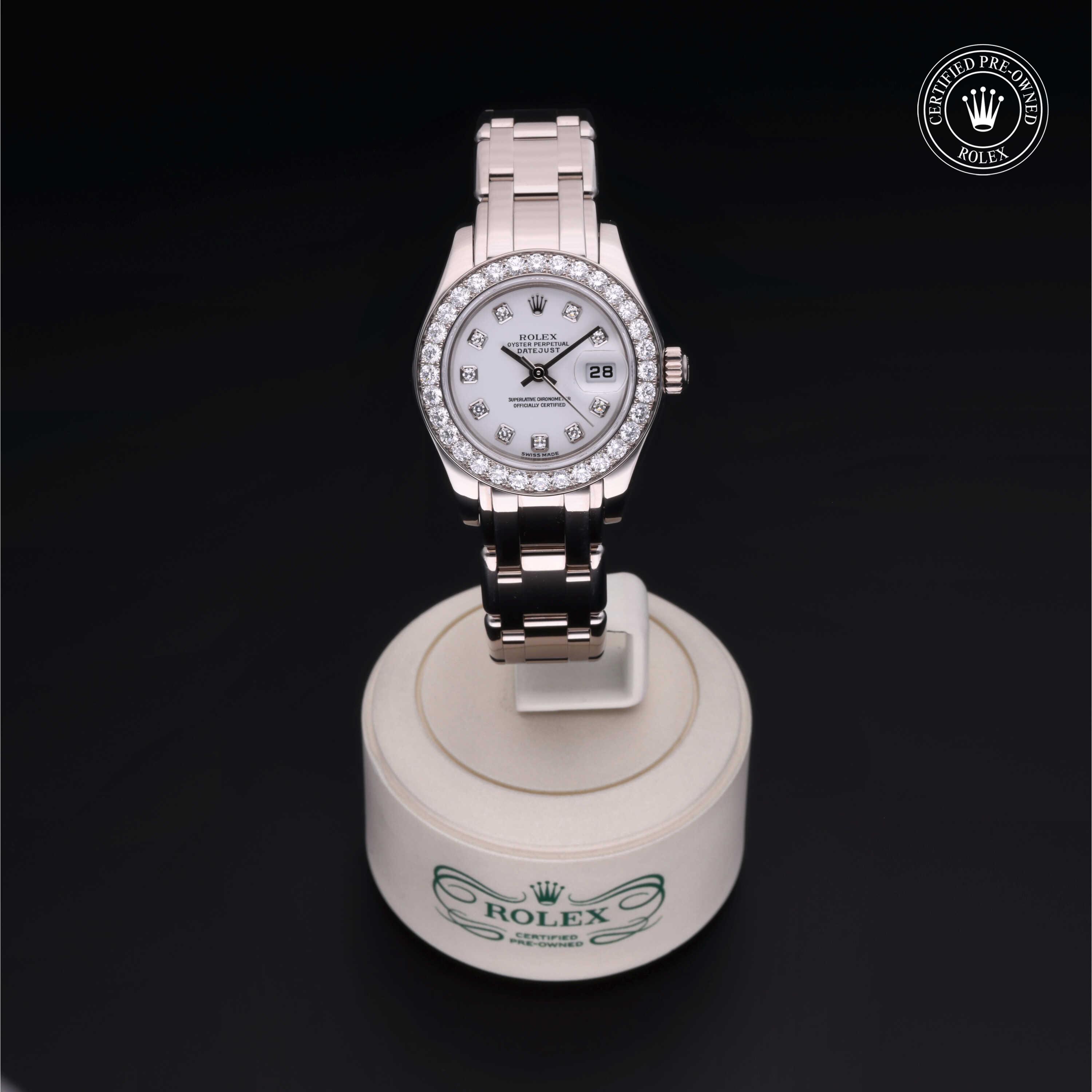 Oyster Perpetual Pearlmaster 29