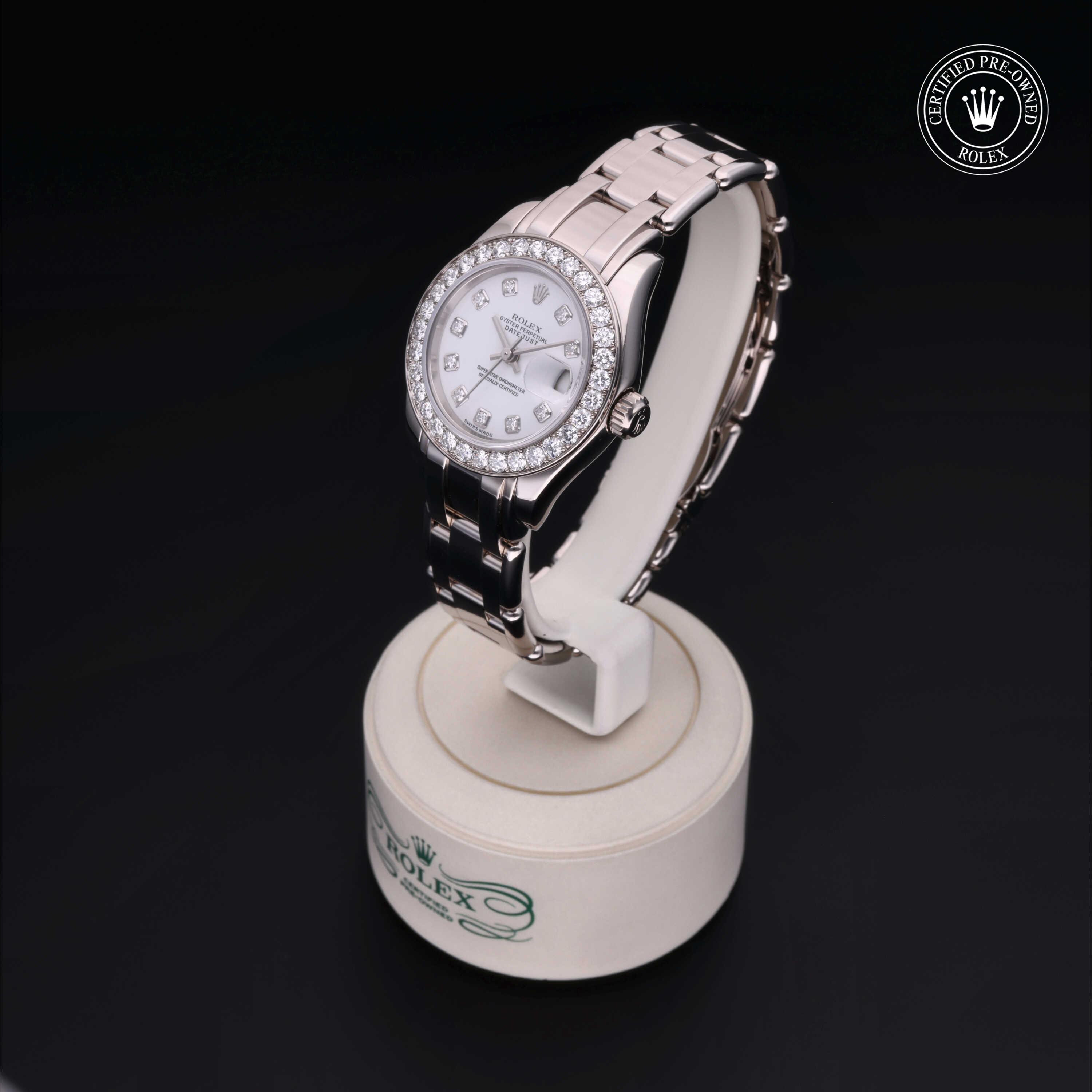 Oyster Perpetual Pearlmaster 29