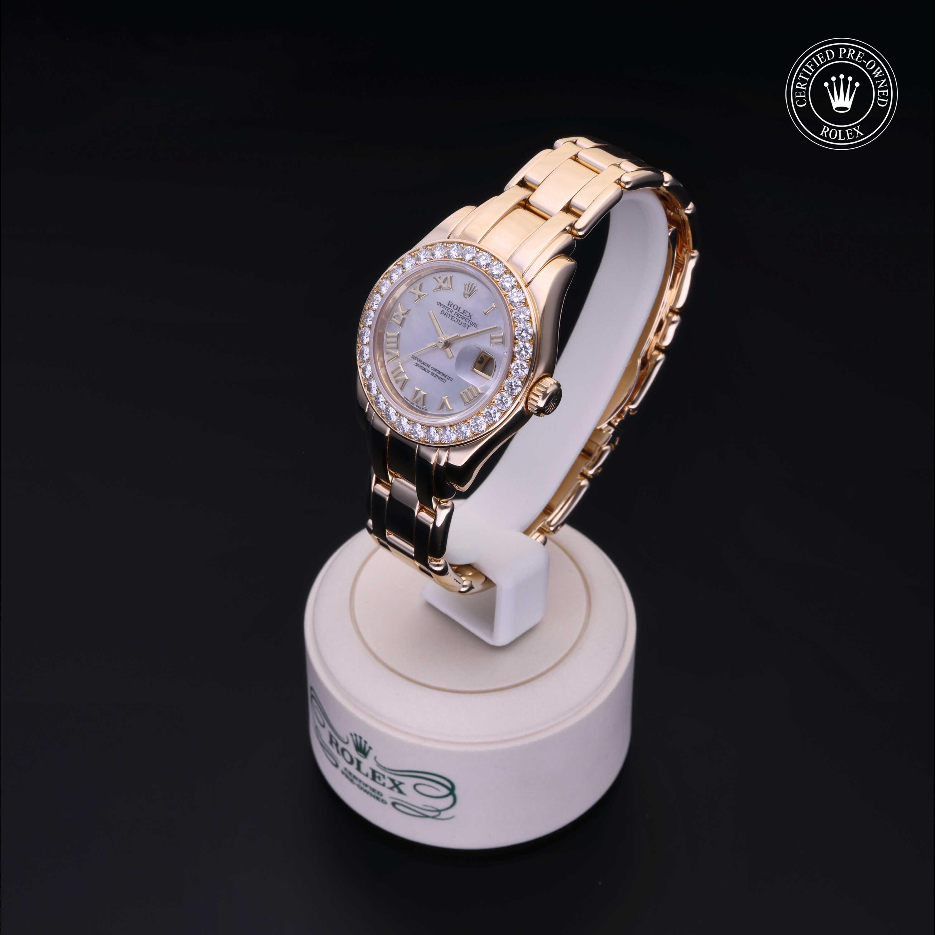 Oyster Perpetual Pearlmaster 29