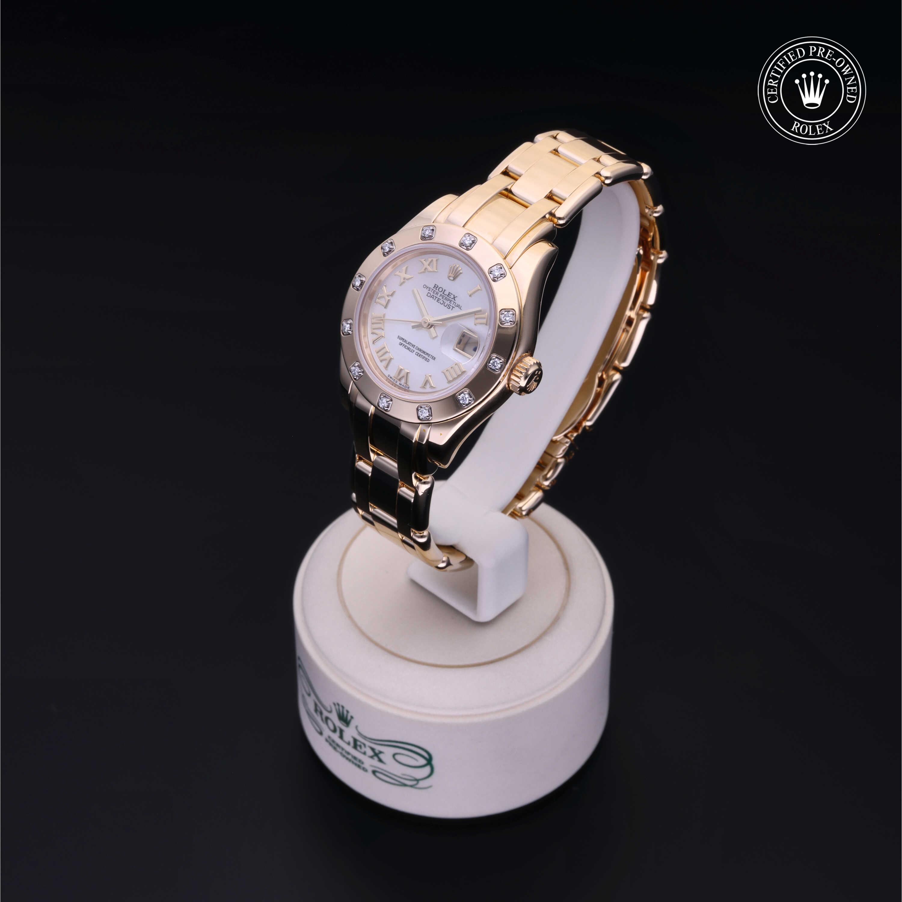 Oyster Perpetual Pearlmaster 29