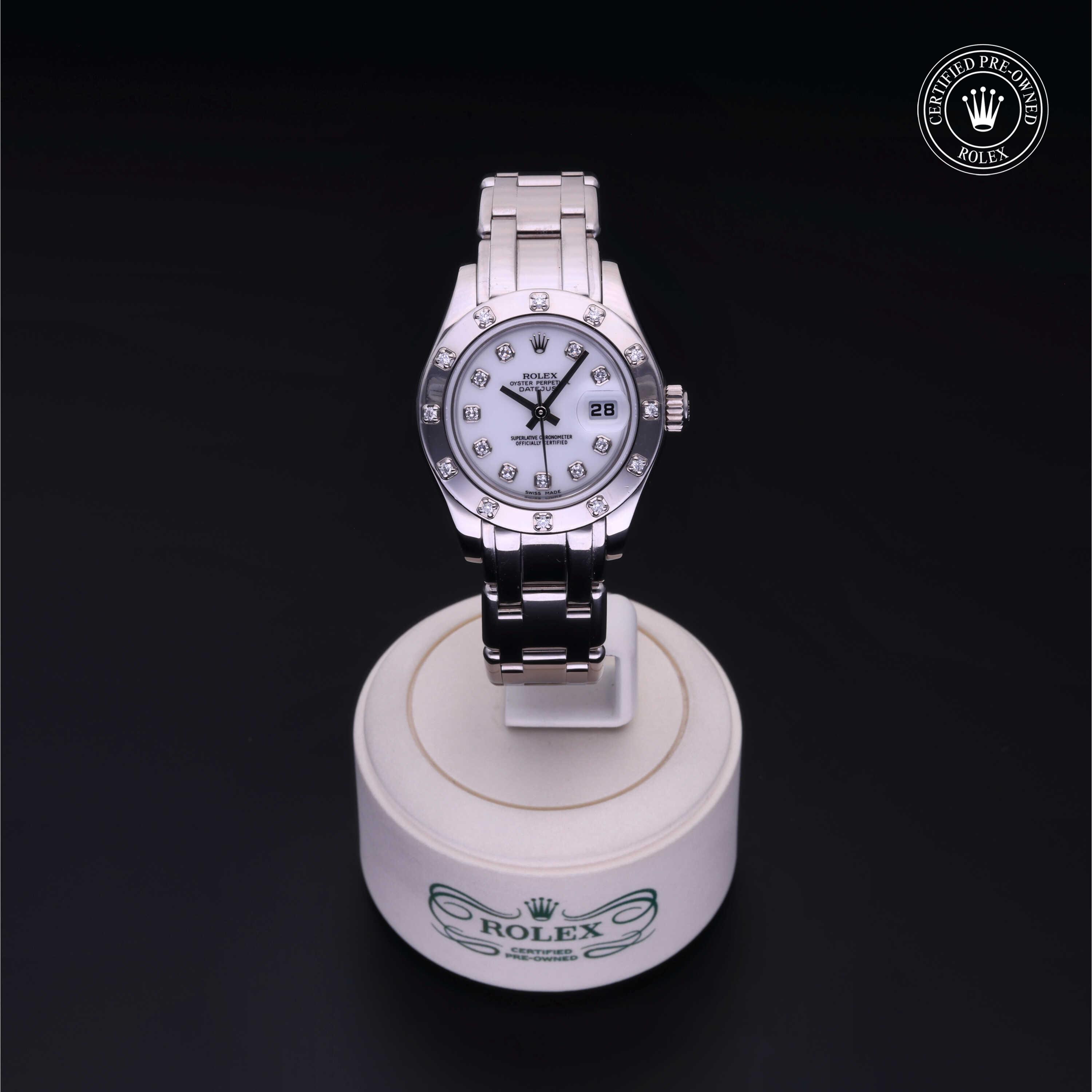 Oyster Perpetual Pearlmaster 29