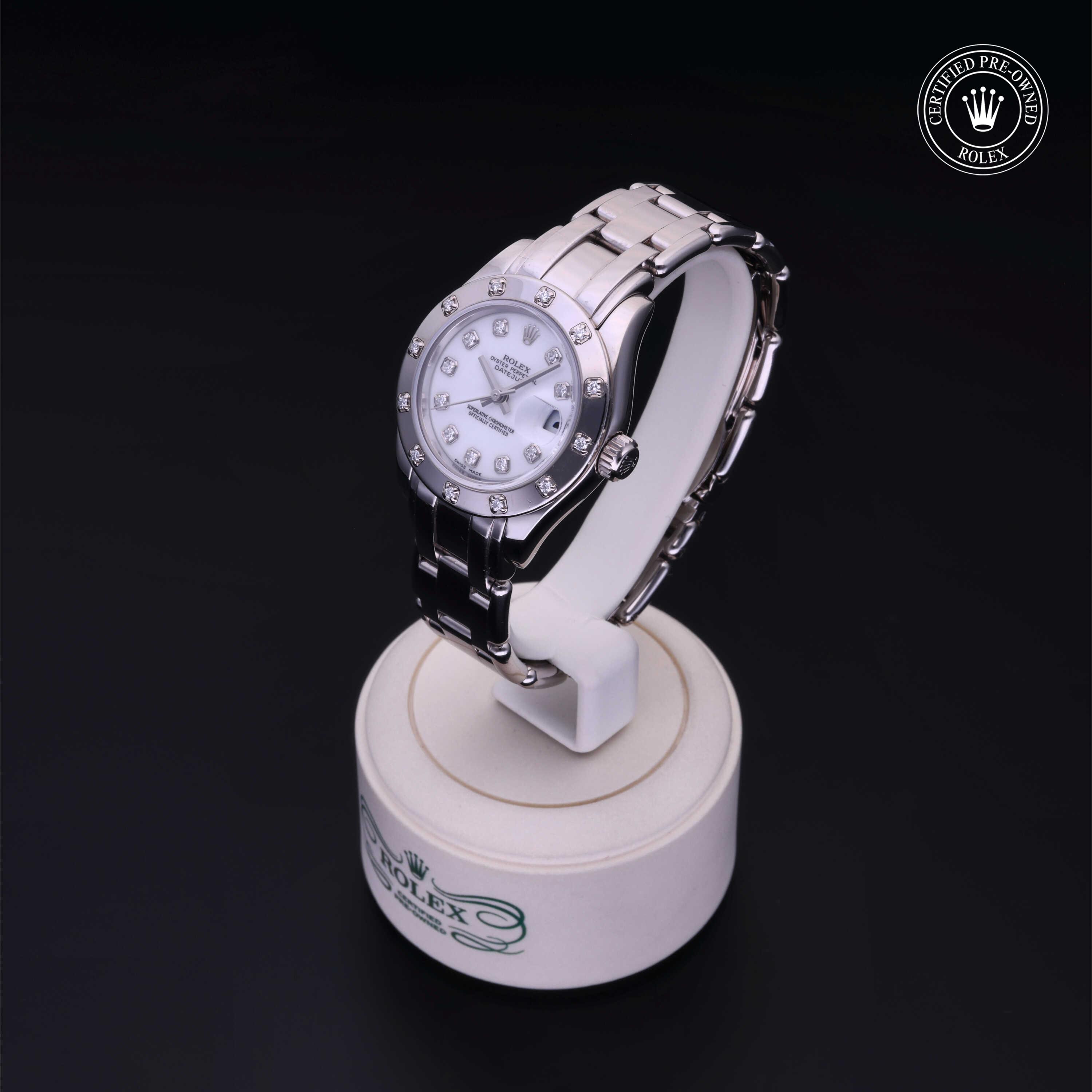 Oyster Perpetual Pearlmaster 29