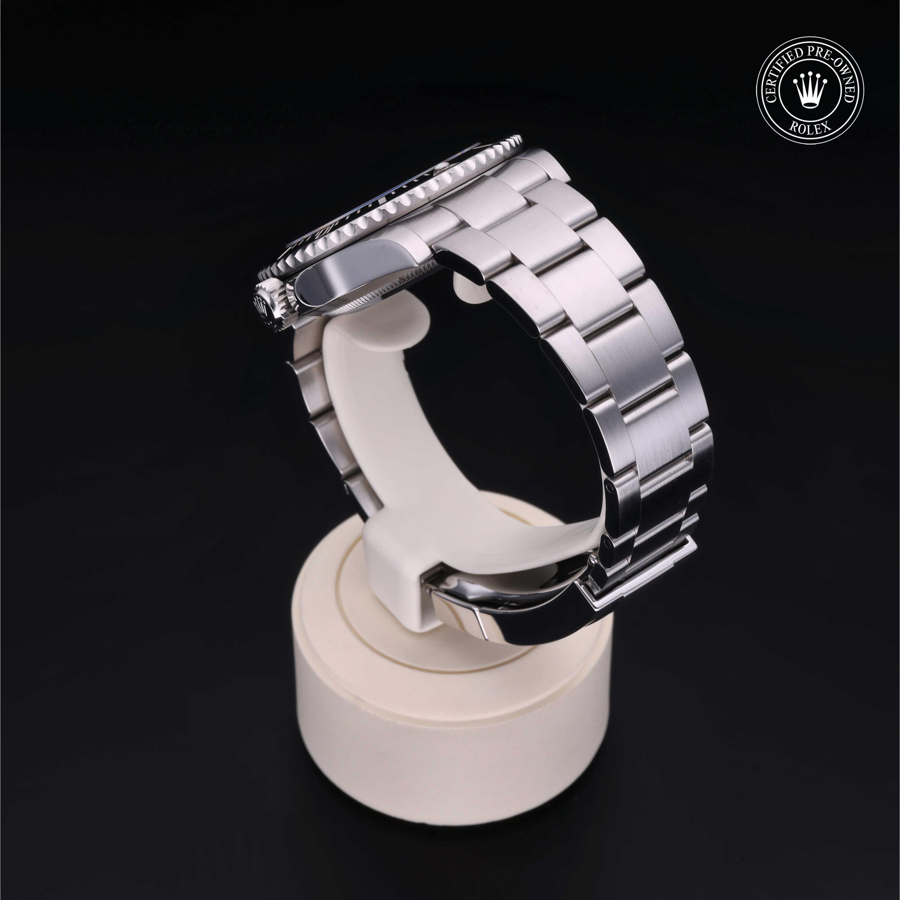 Oyster Perpetual Submariner