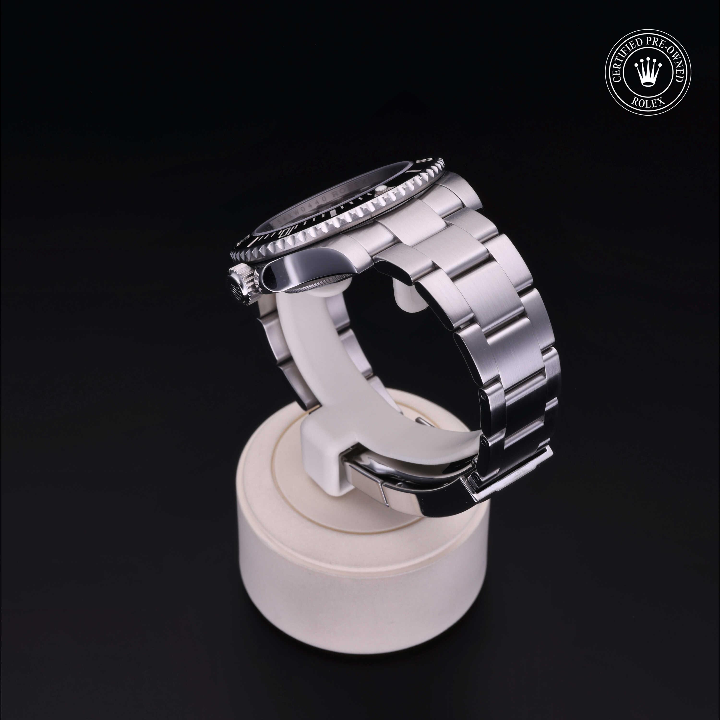 Oyster Perpetual Submariner