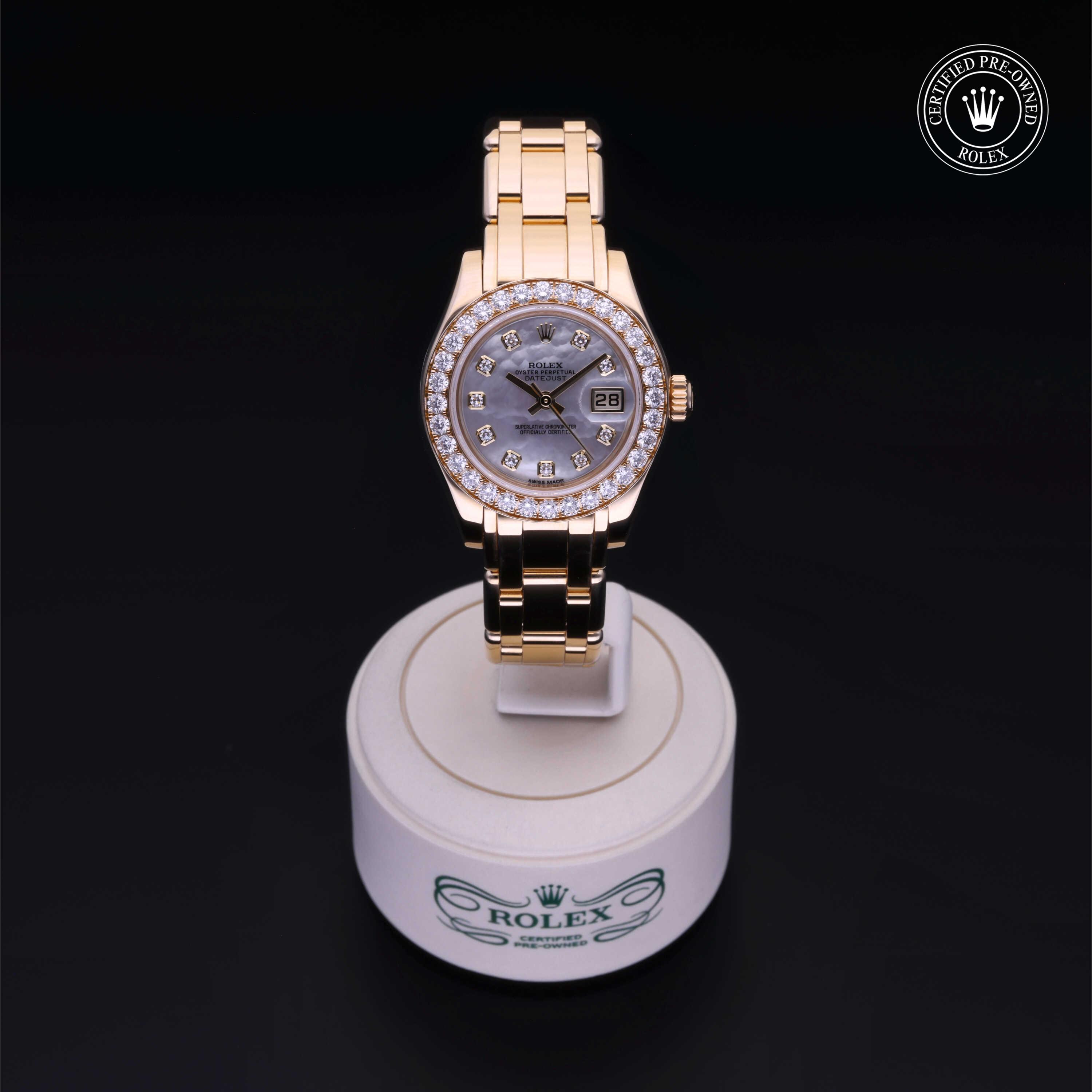 Oyster Perpetual Pearlmaster 29