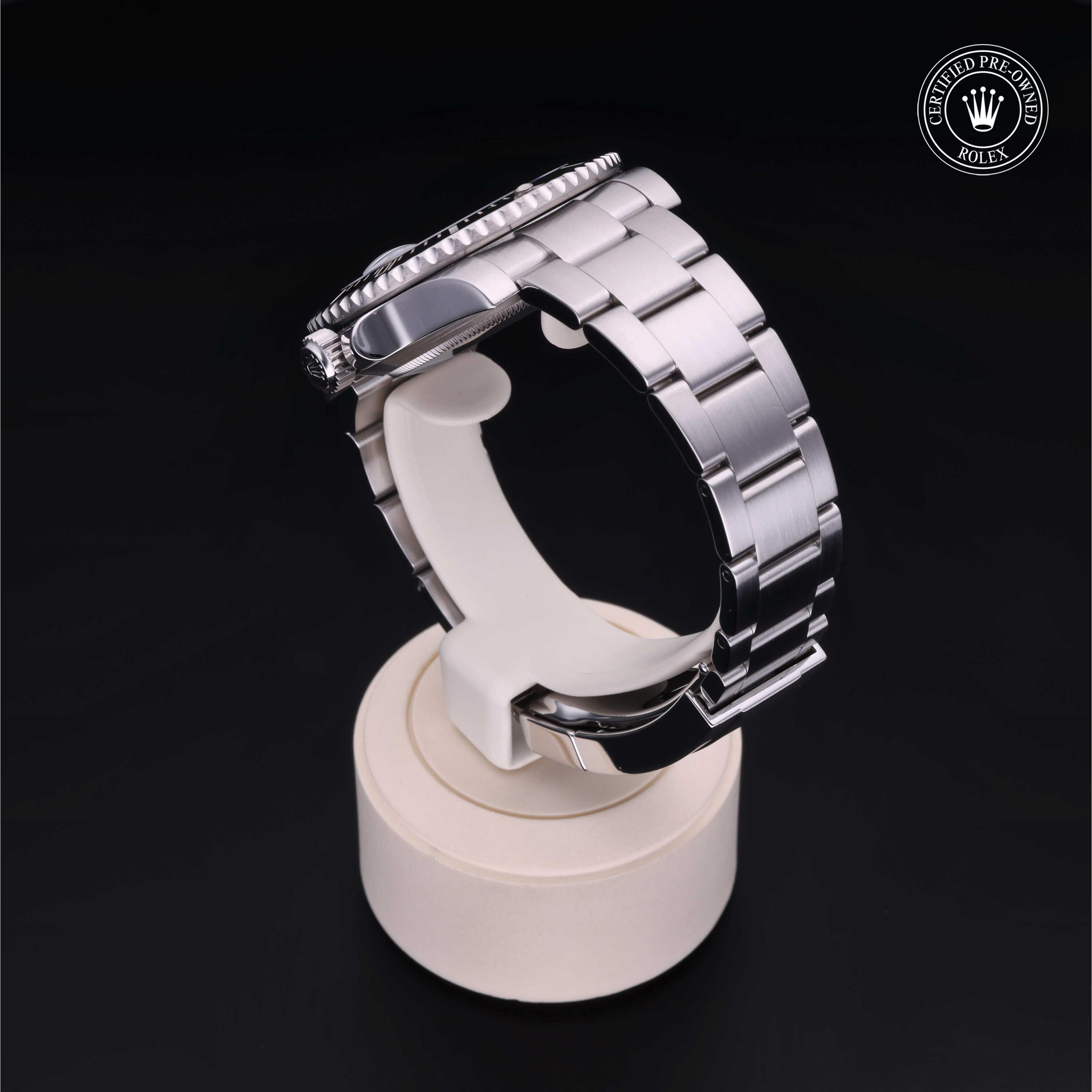 Oyster Perpetual Submariner Date