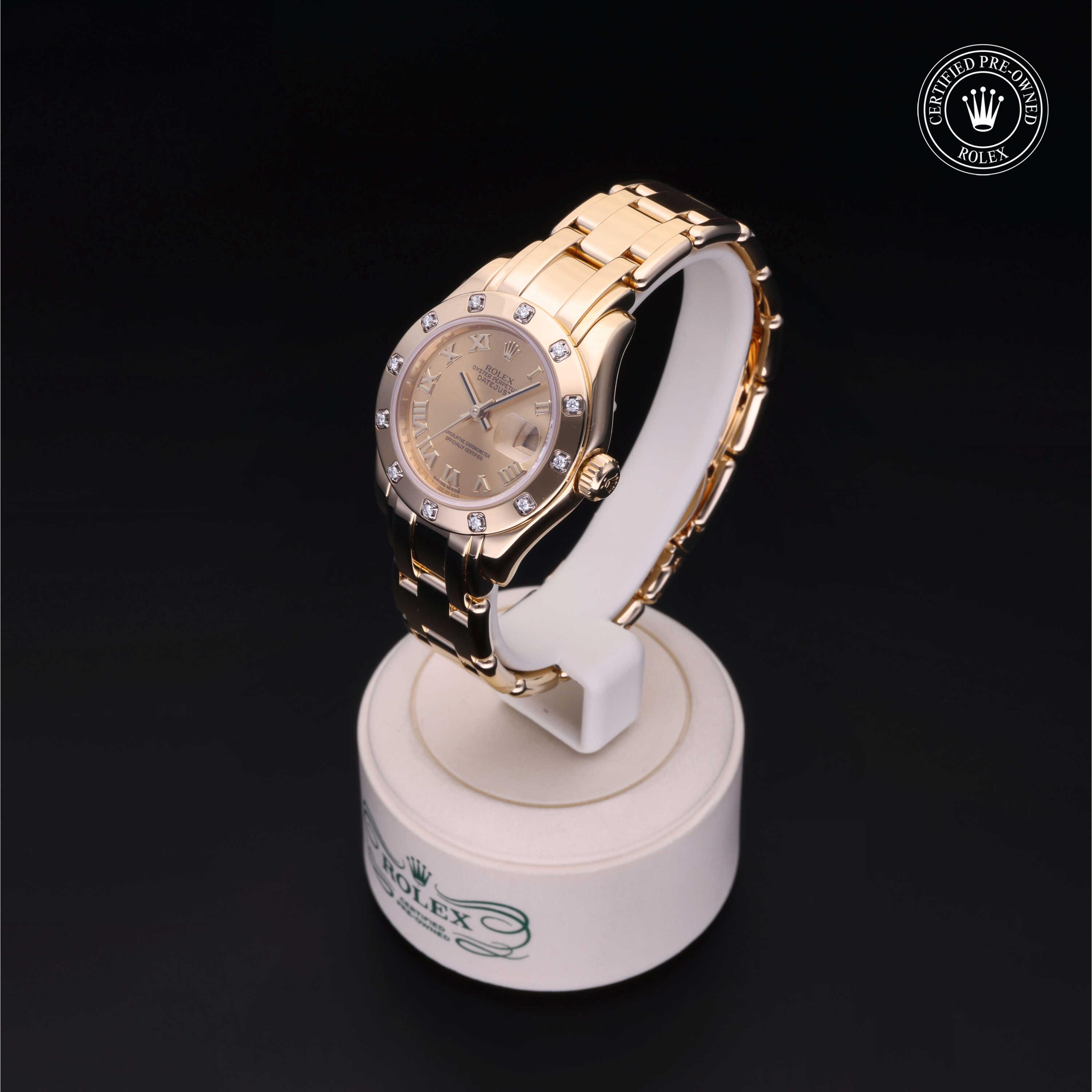 Oyster Perpetual Pearlmaster 29