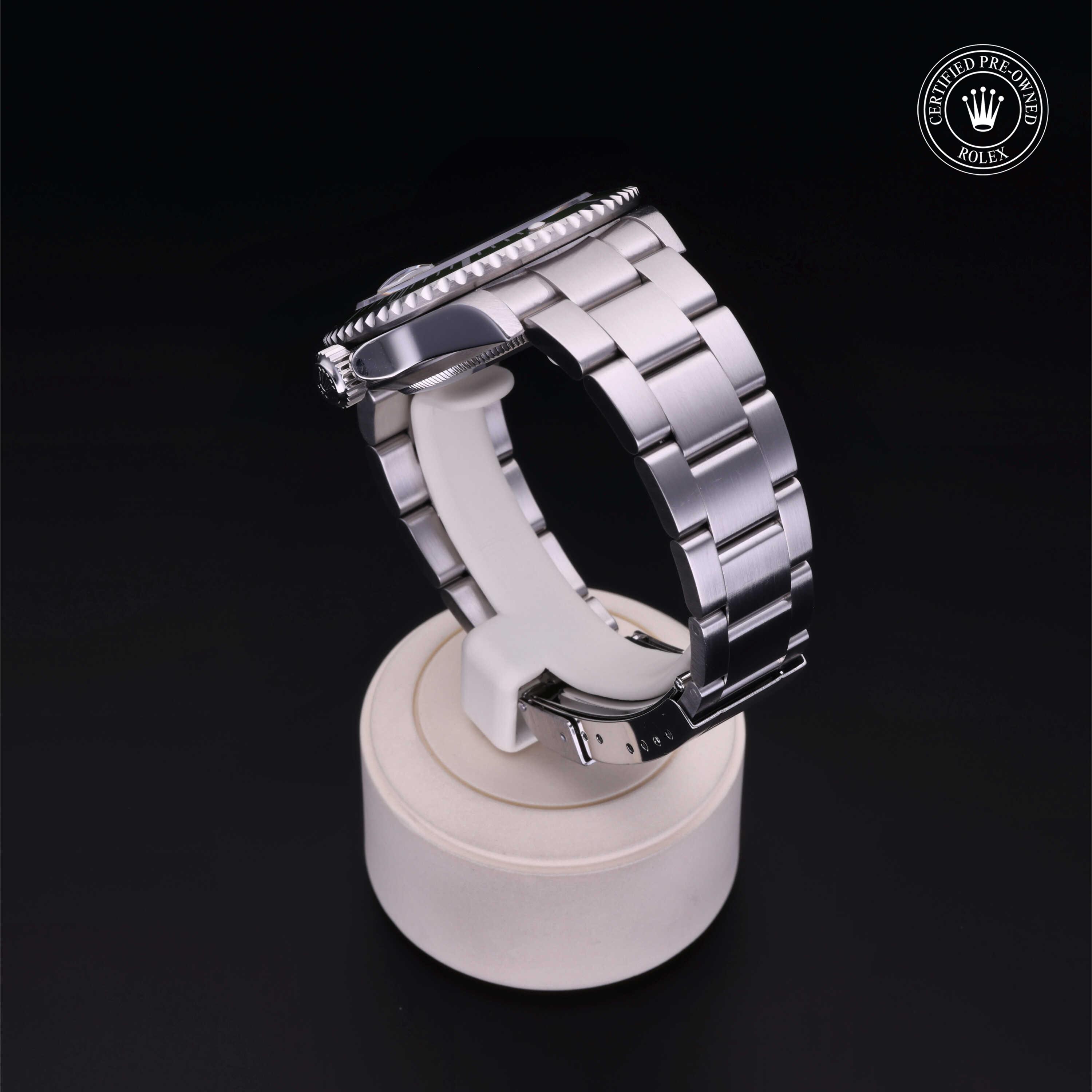 Oyster Perpetual Submariner Date