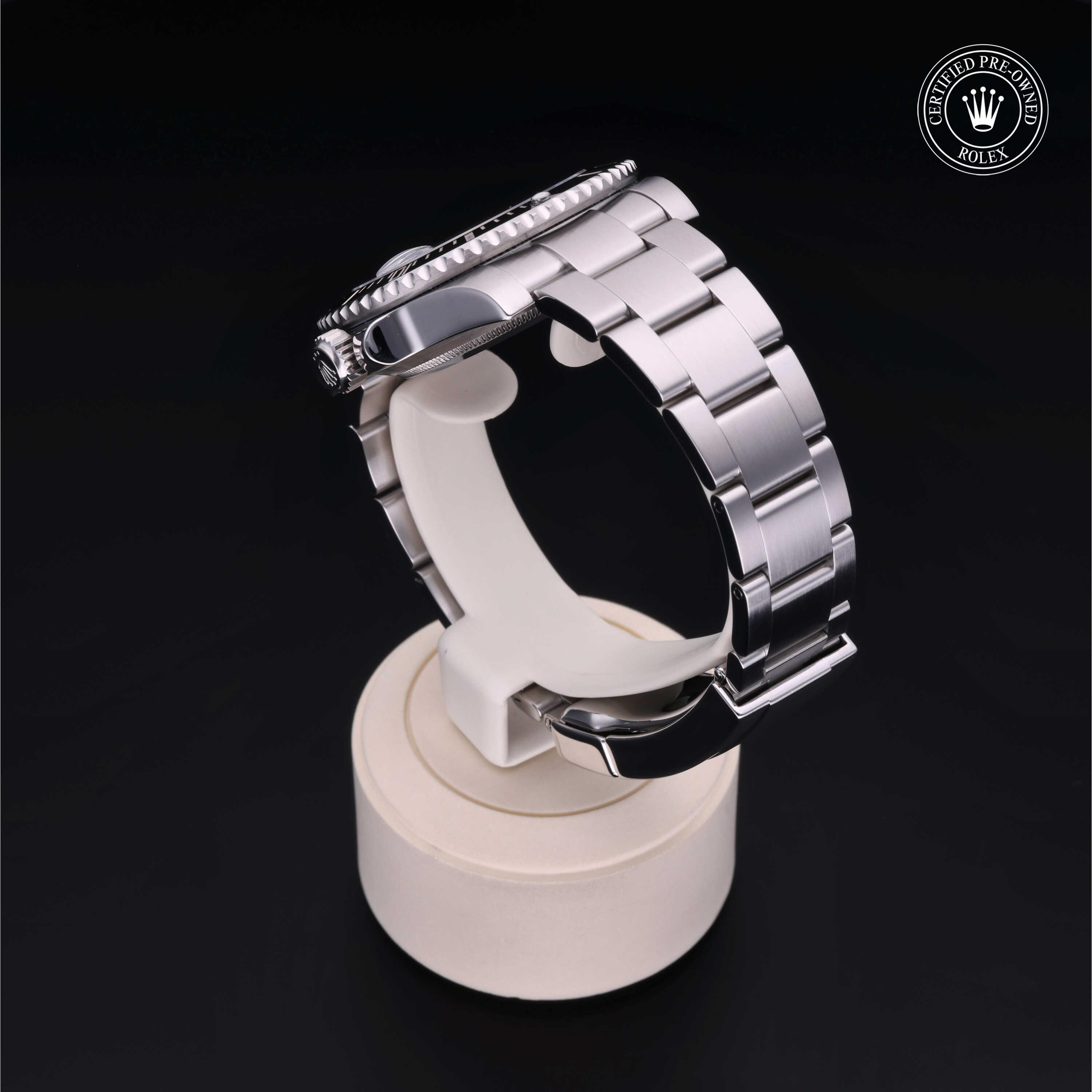 Oyster Perpetual Submariner Date