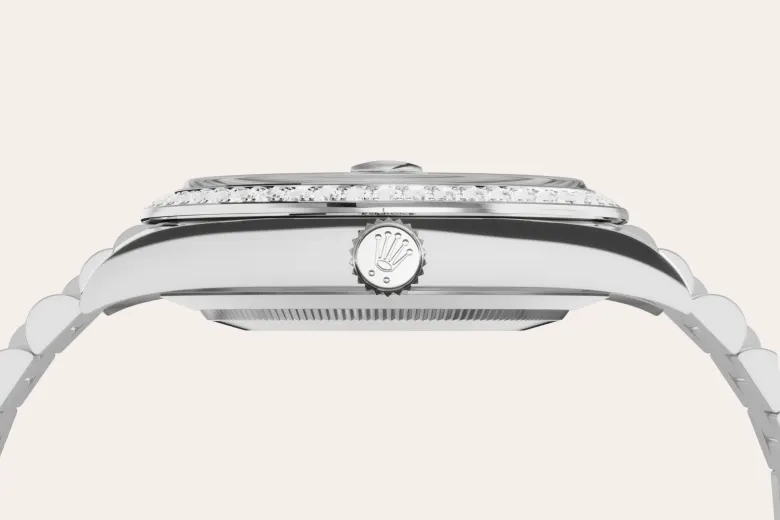 18 kt white gold